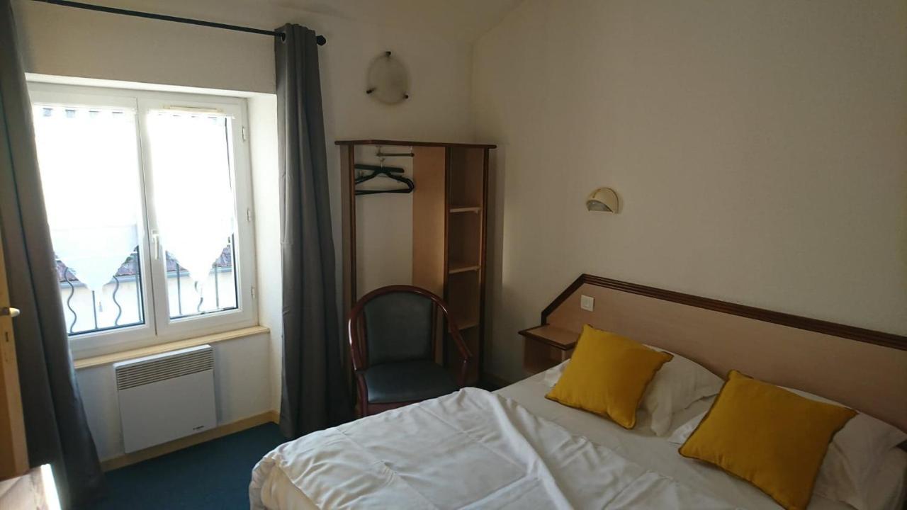 Hotel Les Deux Porches Verrieres  エクステリア 写真