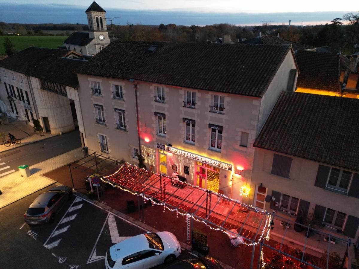 Hotel Les Deux Porches Verrieres  エクステリア 写真