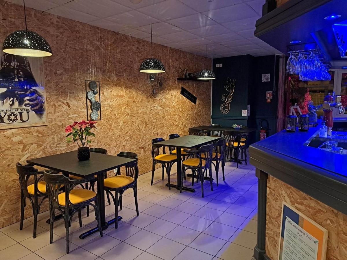 Hotel Les Deux Porches Verrieres  エクステリア 写真