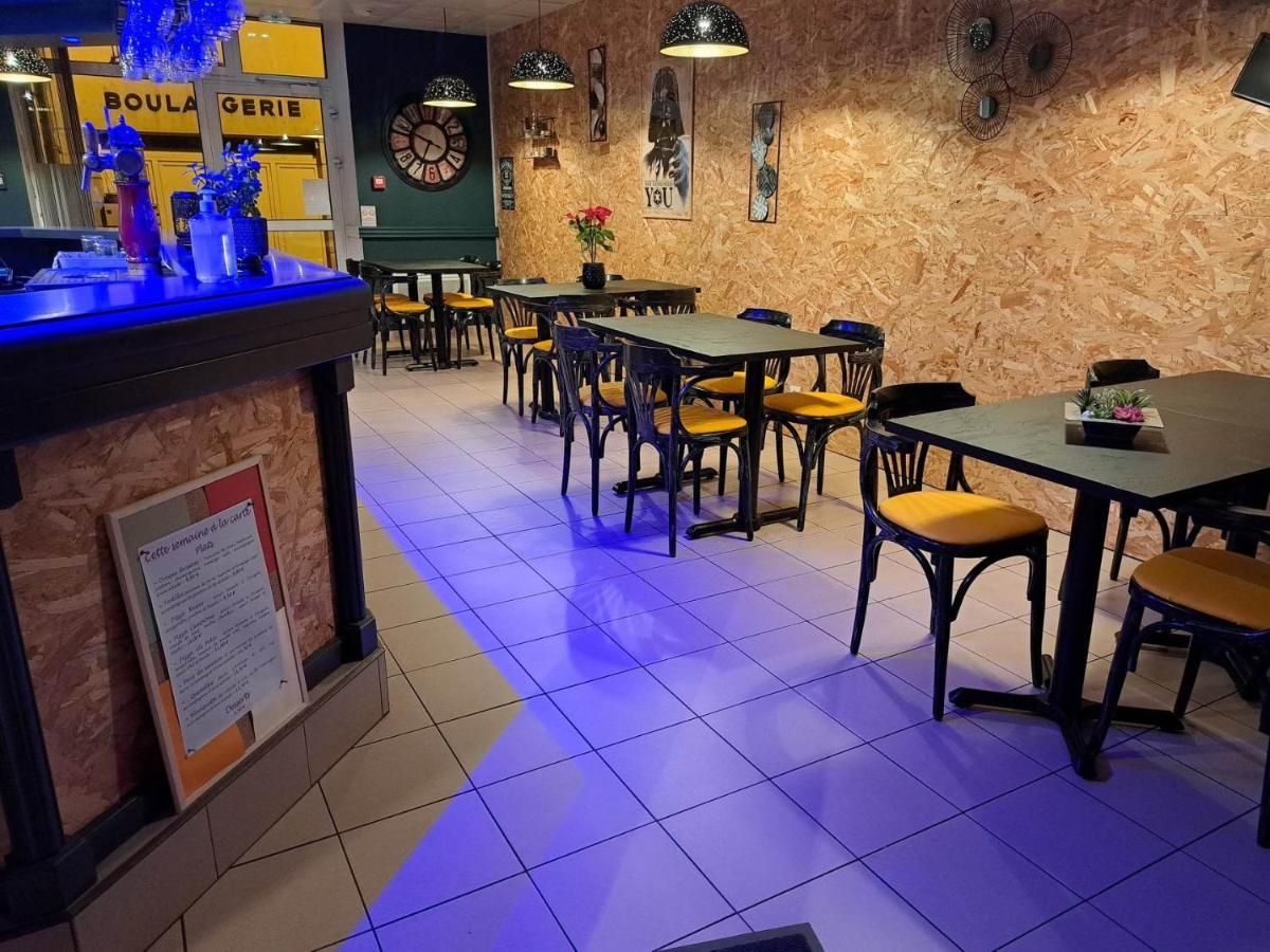 Hotel Les Deux Porches Verrieres  エクステリア 写真