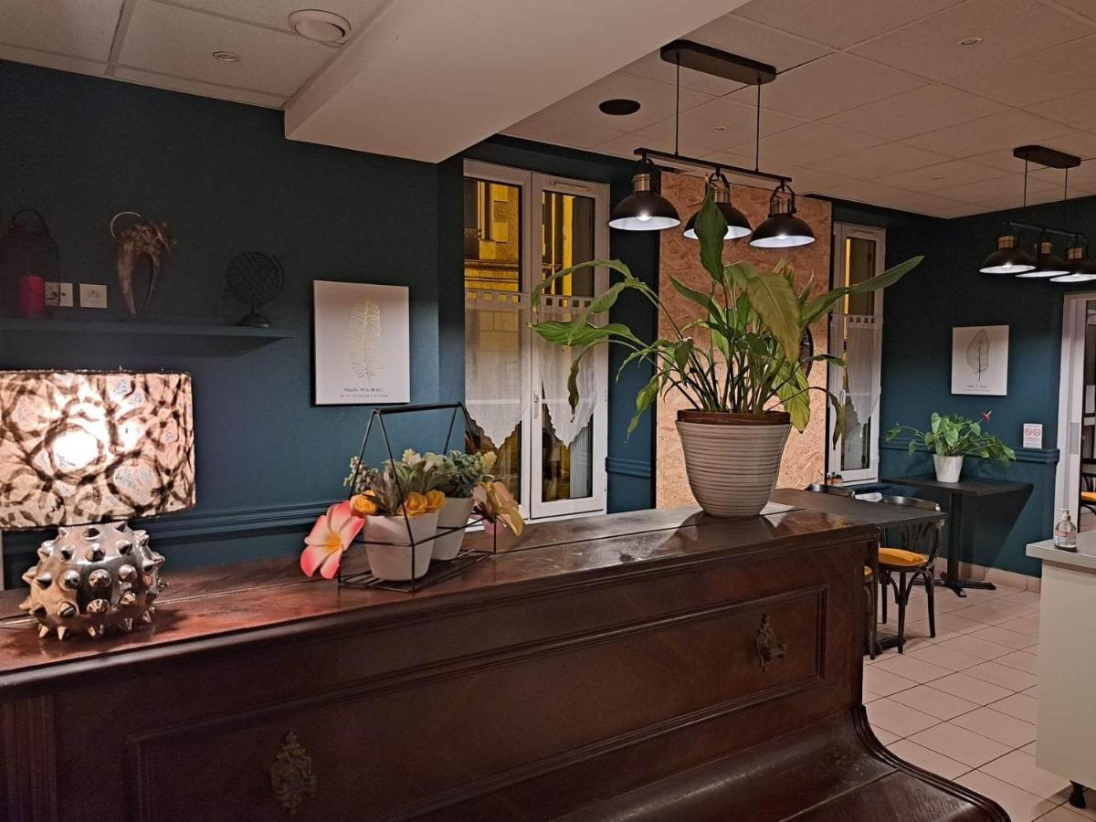 Hotel Les Deux Porches Verrieres  エクステリア 写真